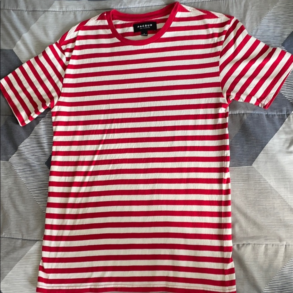 Brand Pacsun red with white stripes - Picture 1 of 2